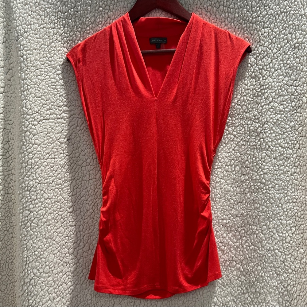 3 XS Vince Camuto Tops
